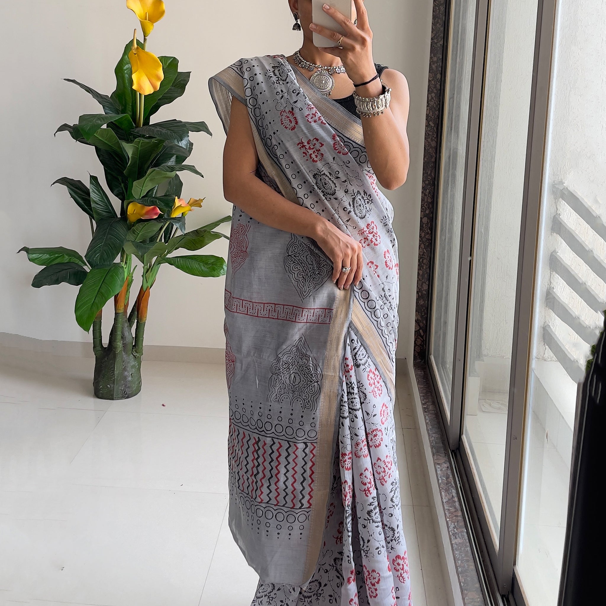 Serene Grey Handcrafted Elegance In Print Saree