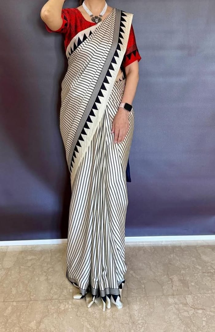 RED BINDI PALLU  Handcrafted Ajrakh Saree – Traditional Ethnic Wear for Women