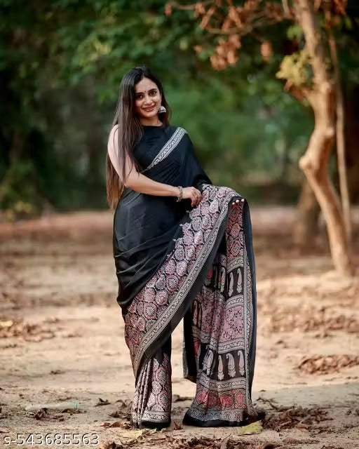 "Elegant Black Traditional Soft Silk Saree"